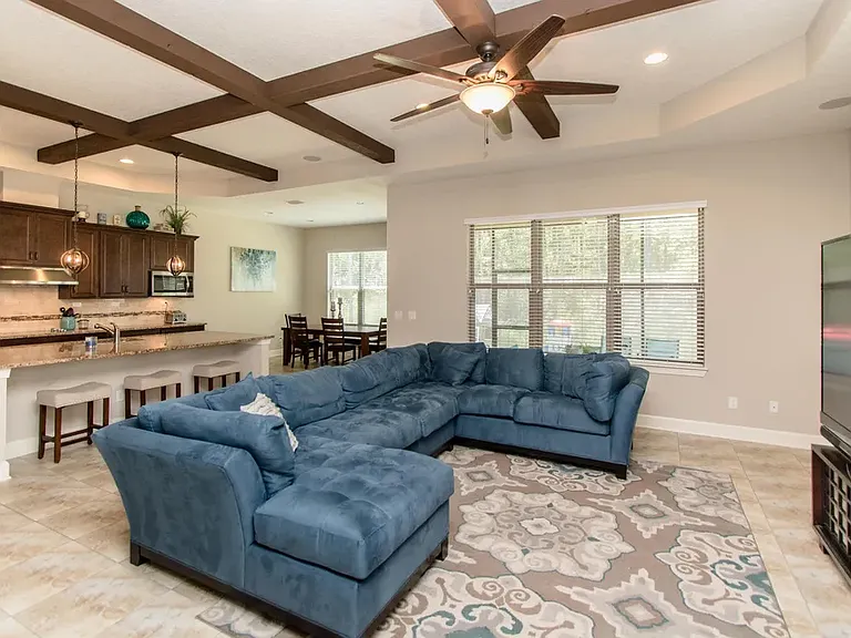 702 Charter Oaks Blvd — Photo 6