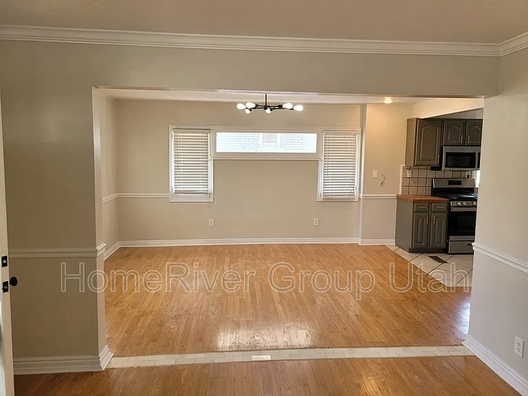 632 E Wilson Ave — Photo 6