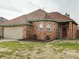 203 Larkspur Dr, Forney, TX 75126