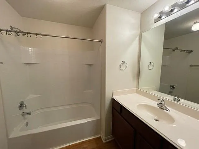 1215 Wallflower Ave — Photo 17