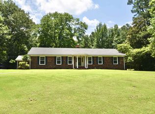 40 Manor Rd, Jackson, TN 38305