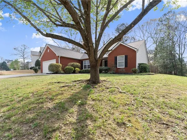 2717 Wilding Green Ln, Dacula, GA 30019