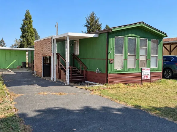 1950 Demaray Dr Spc 11, Grants Pass, OR 97527