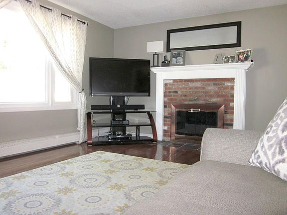 5th image of 256 W Central St #256
