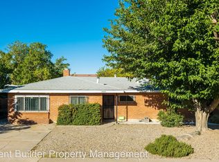 1809 Cornell Dr SE, Albuquerque, NM 87106