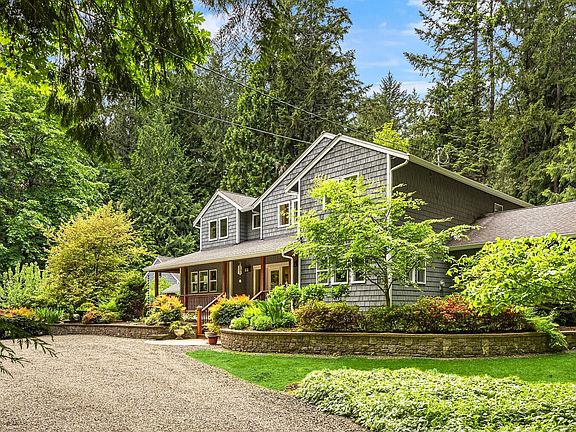4th image of 5505 NE Arrowhead Place