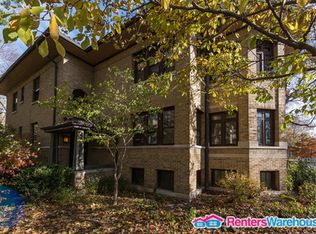 2156 W Rosemont Ave #2, Chicago, IL 60659