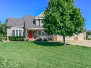 3185 N 1700 East Rd, Heyworth, IL 61745