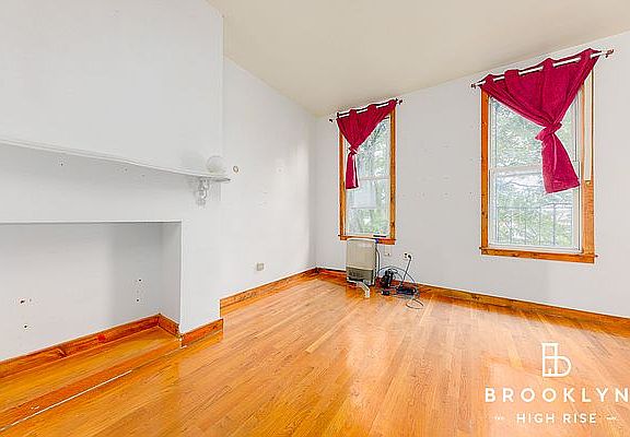 5th image of 1505 Gates Ave #3F