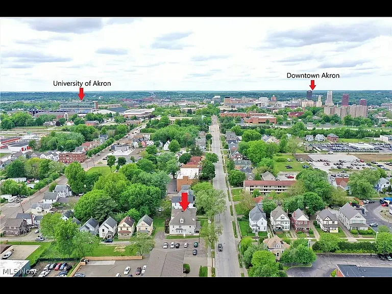 608 E Buchtel Ave #C — Photo 4