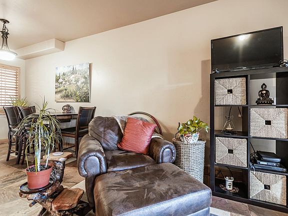 4th image of 5519 N Lillehammer Ln #1211