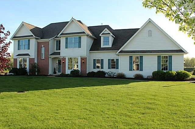 1st image of 30 Amber Hill Dr