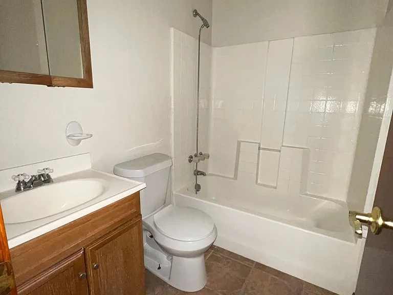6954 SW Forest Ave — Photo 4