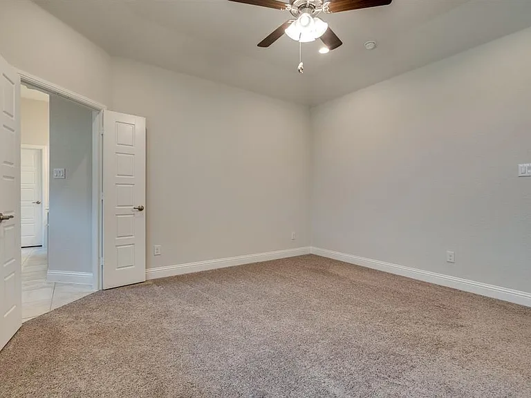 605 Boardwalk Way — Photo 22