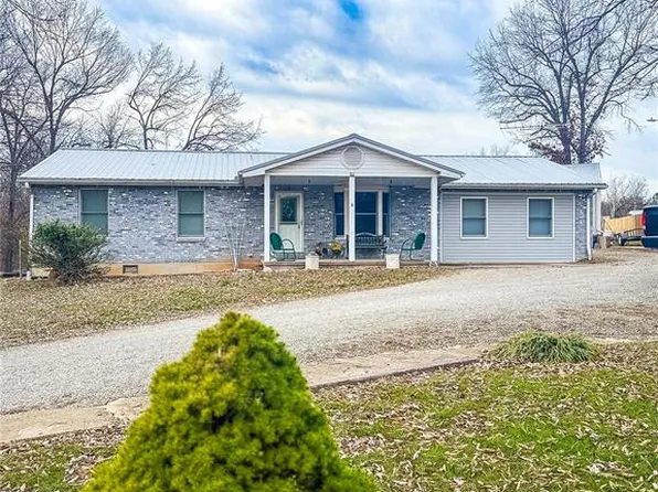 3120 Little Loughboro Rd, Farmington, MO 63640