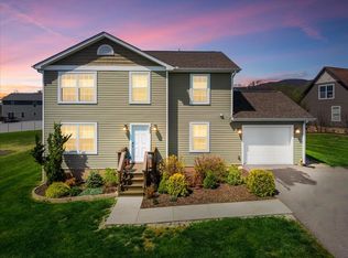 152 Prairie View Ln, Pembroke, VA 24136