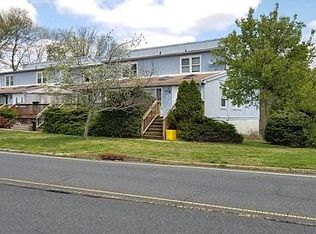 52 E Lasatta Ave, Englishtown, NJ 07726