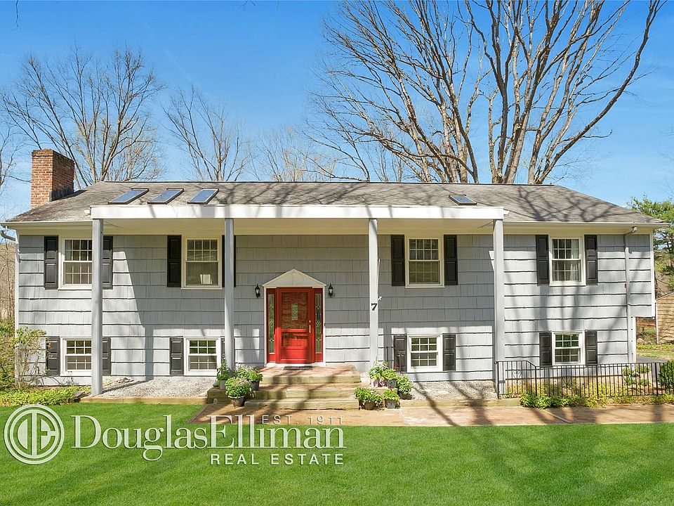 1st image of 7 Briarwood Ln
