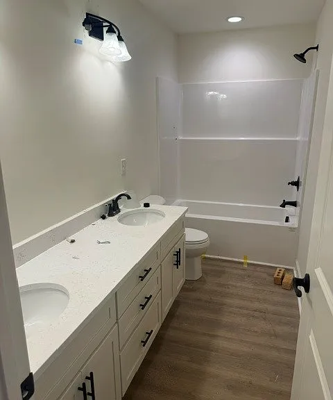 223 Butler Ave — Photo 9