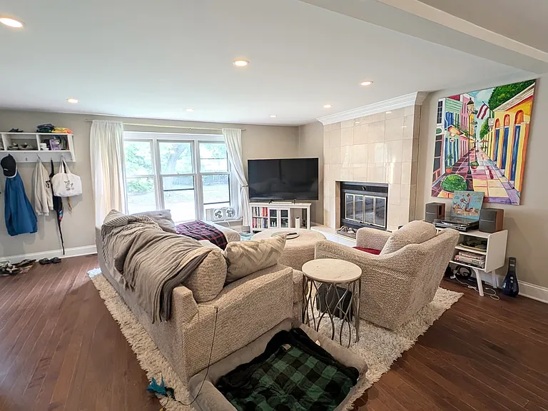 347 Maryland St #1 — Photo 10