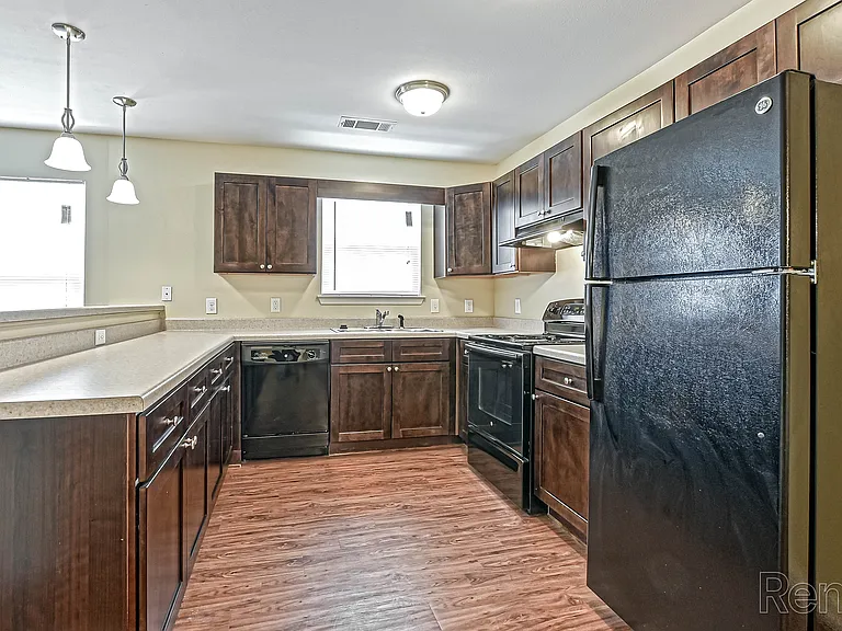 Oak Manor Villas — Photo 29