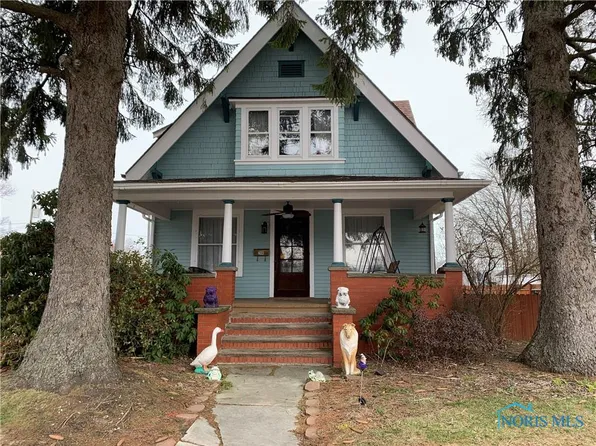 206 Lincoln St, Swanton, OH 43558