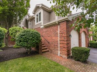12 Mountain Ash Trl, Webster, NY