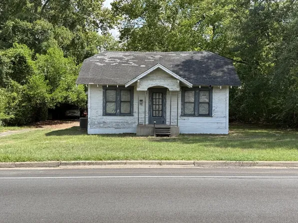 1107 N 1st St, Lufkin, TX 75901