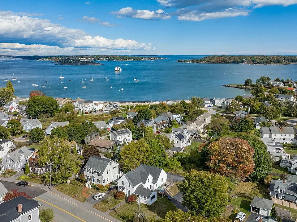 In the heart of Willard Beach