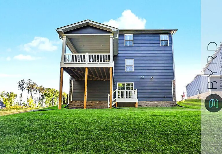 18606 Holly Crest Dr — Photo 39