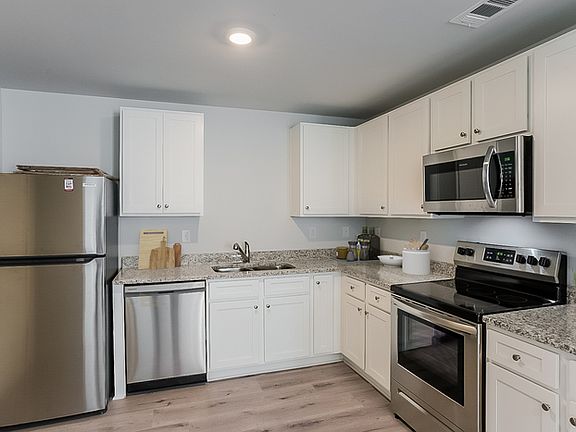 2nd image of 4783 Highpoint Way