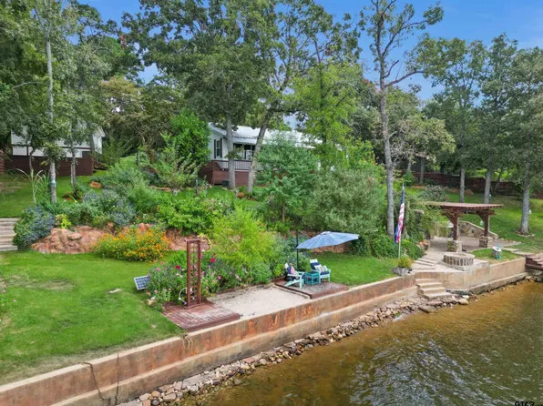 355 Martha St, Bullard, TX 75757