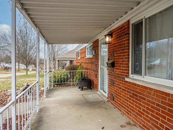4th image of 2156 Townhill Dr