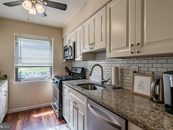 255 Shawmont Ave #10I3, Philadelphia, PA 19128