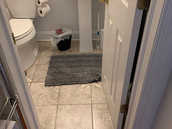 3rd image of 9641 Norfolk Ave APT 204