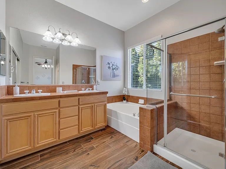 10577 Eagle Falls Way — Photo 23