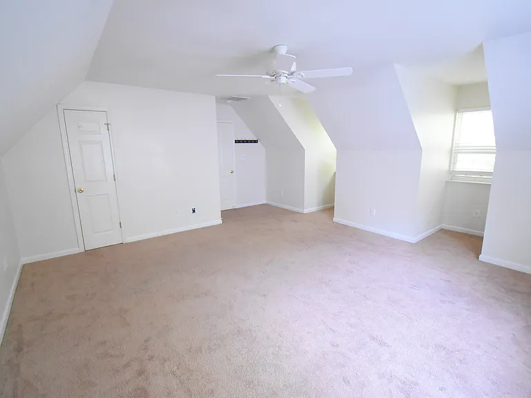 3704 Wind Ridge Pl — Photo 31