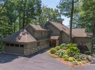 1044 Laurel Ridge Dr, Waynesville, NC 28786
