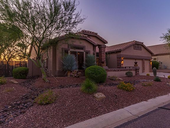 2nd image of 3748 N Ladera Cir