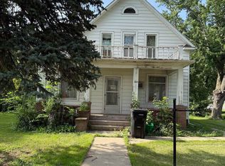203 E 2nd St, Marion, SD 57043