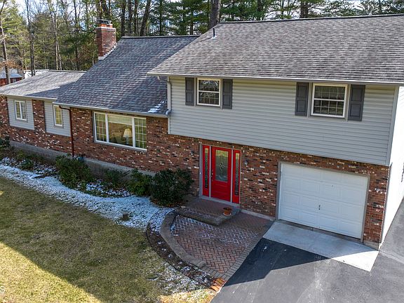 2nd image of 23 Laurel Lane