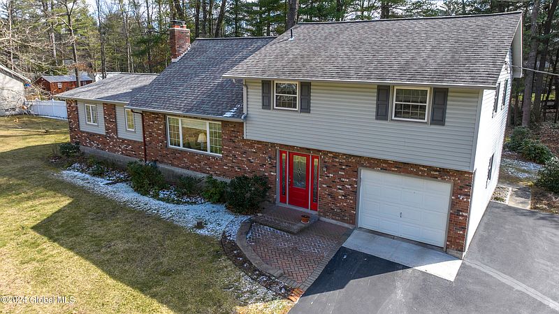 2nd image of 23 Laurel Lane