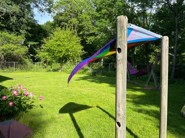 9 Trinity Pl, Wayland, MA 01778