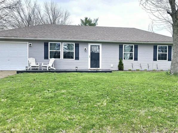140 Hitchcock Dr, Hope, IN 47246