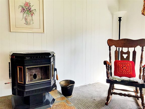 4th image of 5505 Chelan Ln SE