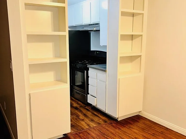 19925 Roscoe Blvd #213 — Photo 5