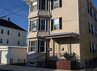 9 Stapleton St, New Bedford, MA 02744