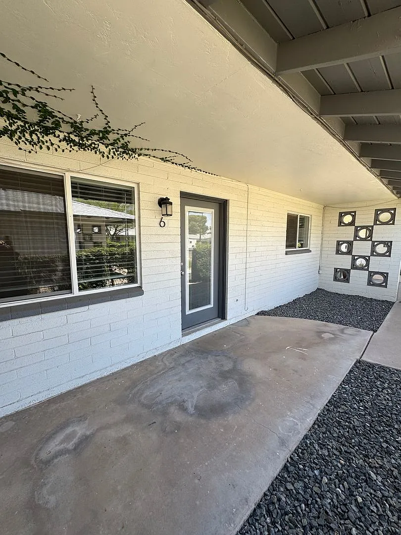 3526 E Montecito Ave — Photo 3