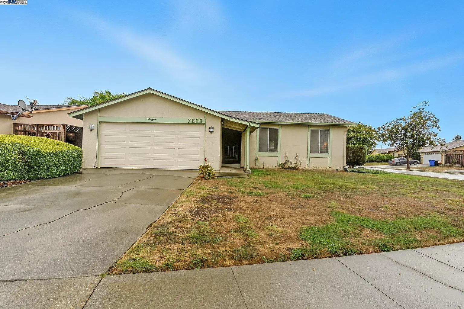 7698 Redbud Ct photo 1