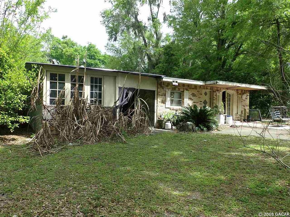 1st image of 2222 SE 8th Pl